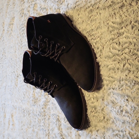 AM Shoe Company Chukka Boot - Picture 1 of 4